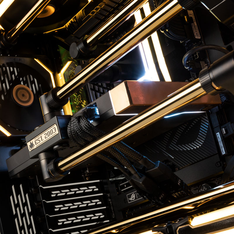 Caseking Gold Standard Signature Edition Gaming-PC in Schwarz und Gold