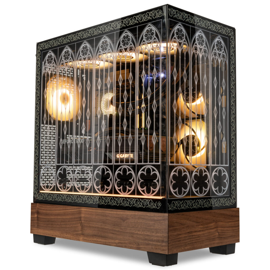 Amber Monastery Gaming PC seitlich vorne