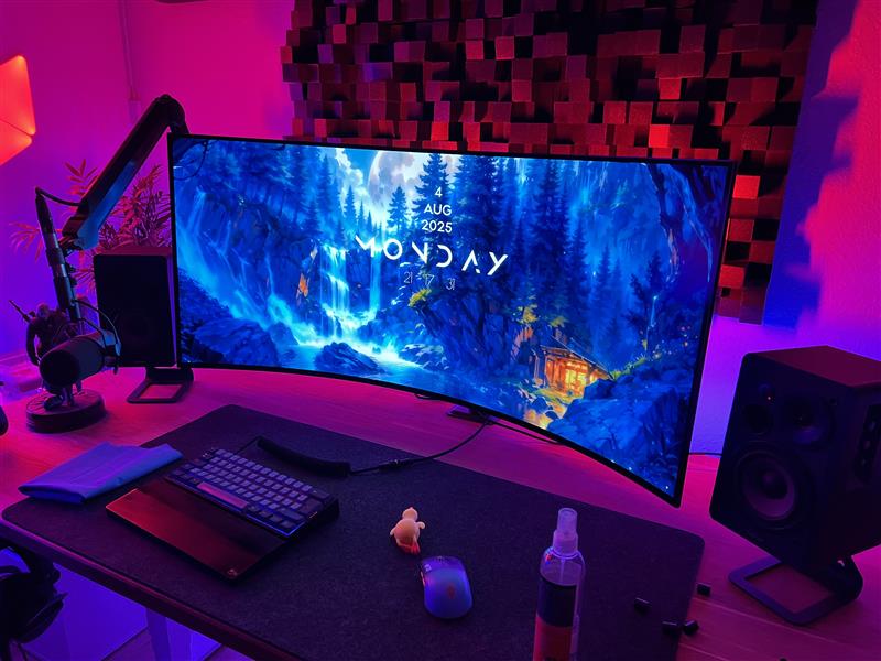 Gaming Setup mi OLED Mobitor näher dran