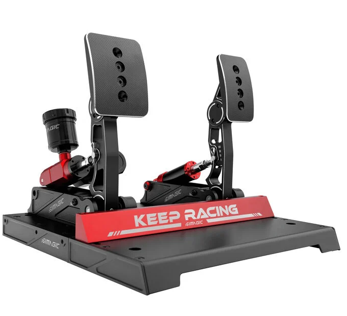 Pedale fürs Simracing vor weißem Hintergrund