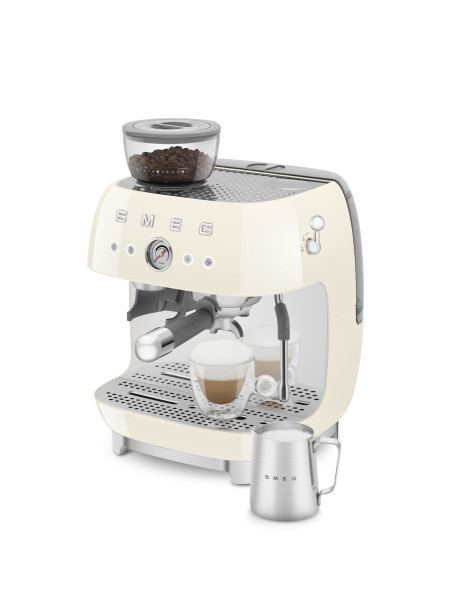 Siebträgermaschine smeg in creme